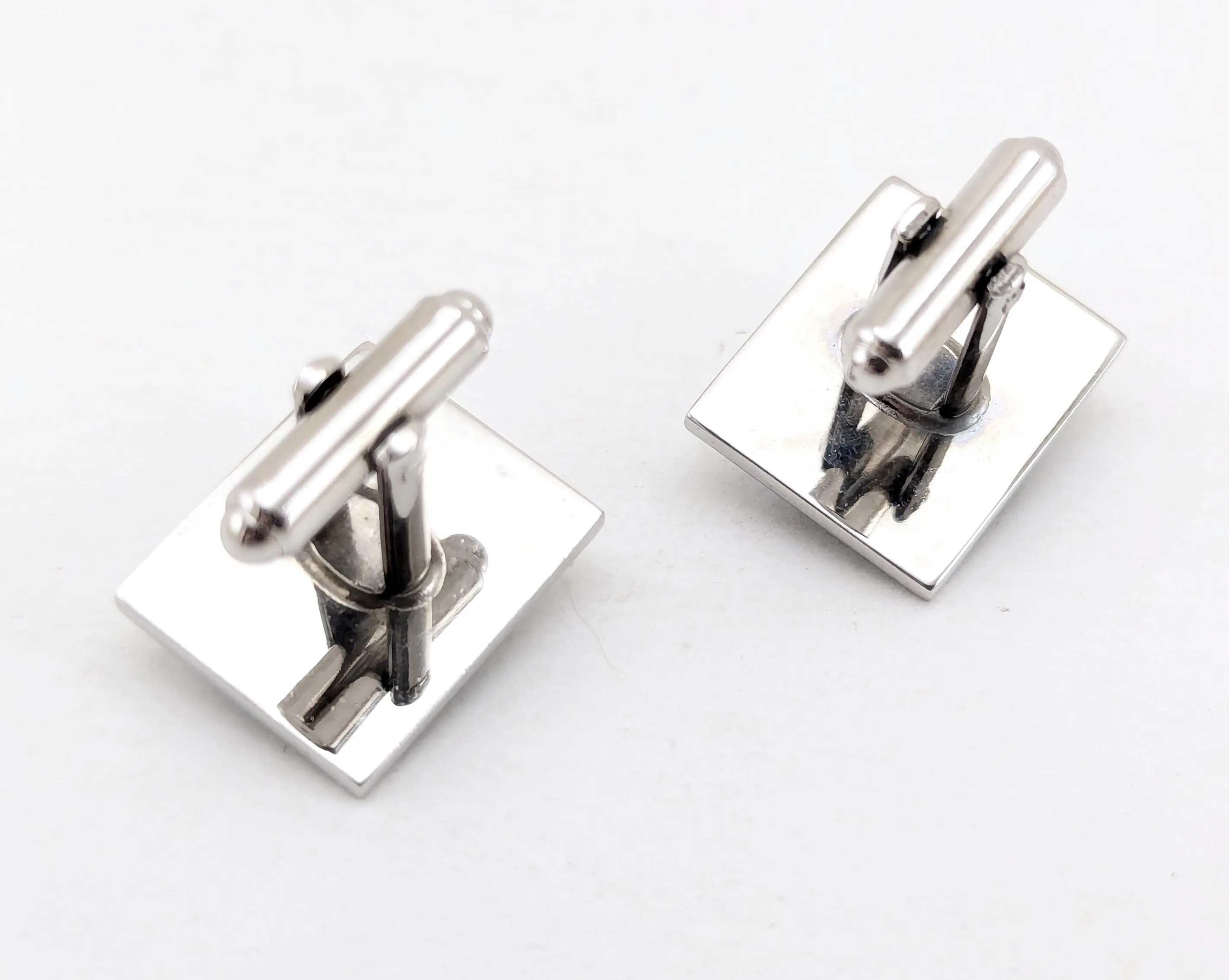 1960s Modernist Cufflinks Set Mad Men Era Silver Tone Metal Cufflinks with Large Iridescent Dichroic Glass Seashells by HICKOK