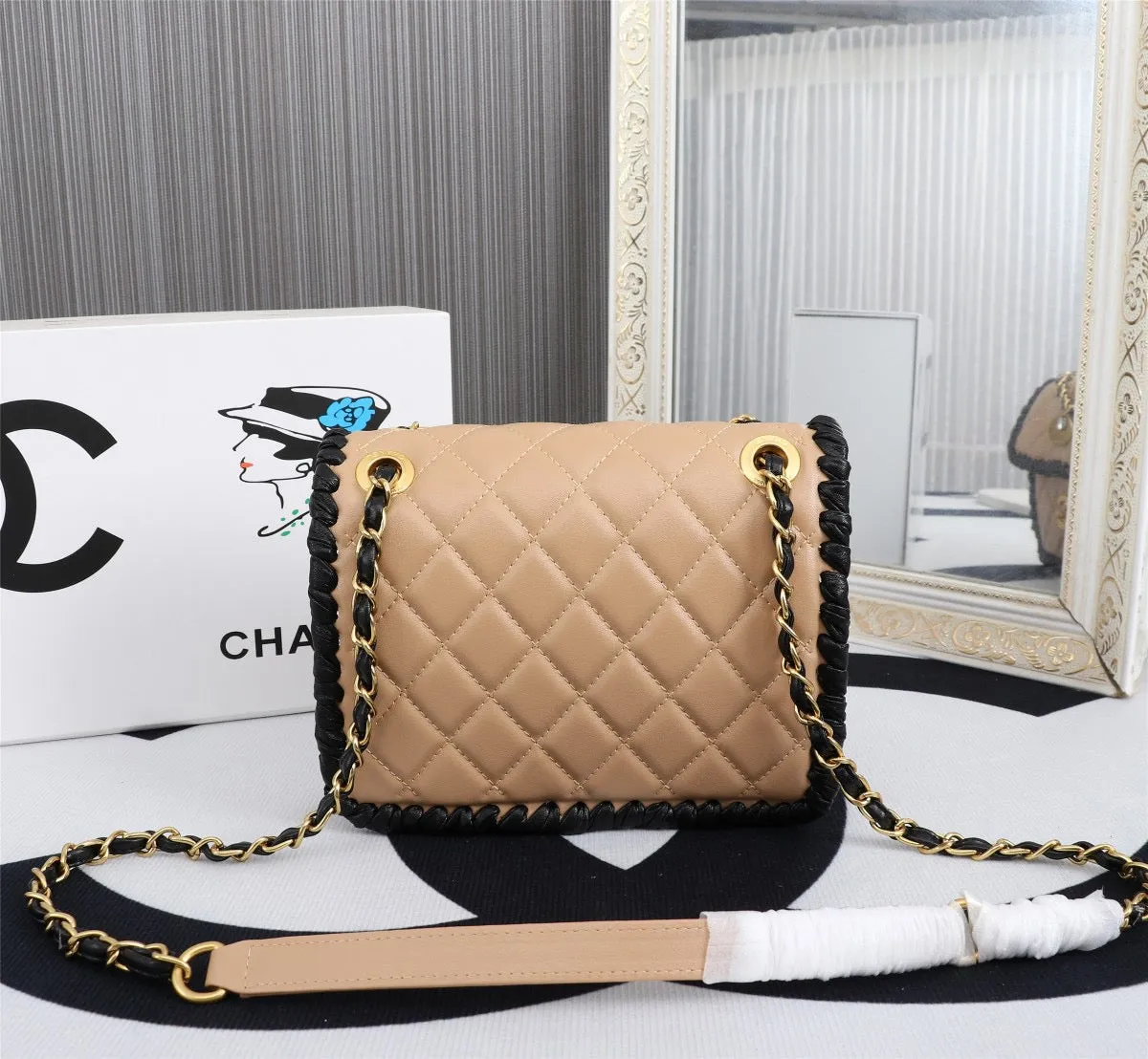 CC549 Handbag/Shoulder Bag / 8.6x6.7inch