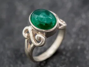 Emerald Boho Ring - Silver Swirl Band - Emerald Bezel Ring