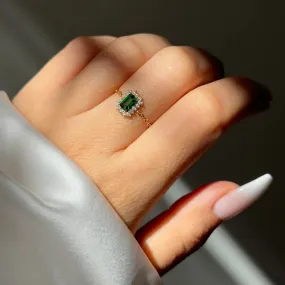 Hallmark Silver Green Vintage Halo Gold Plated Chain Ring