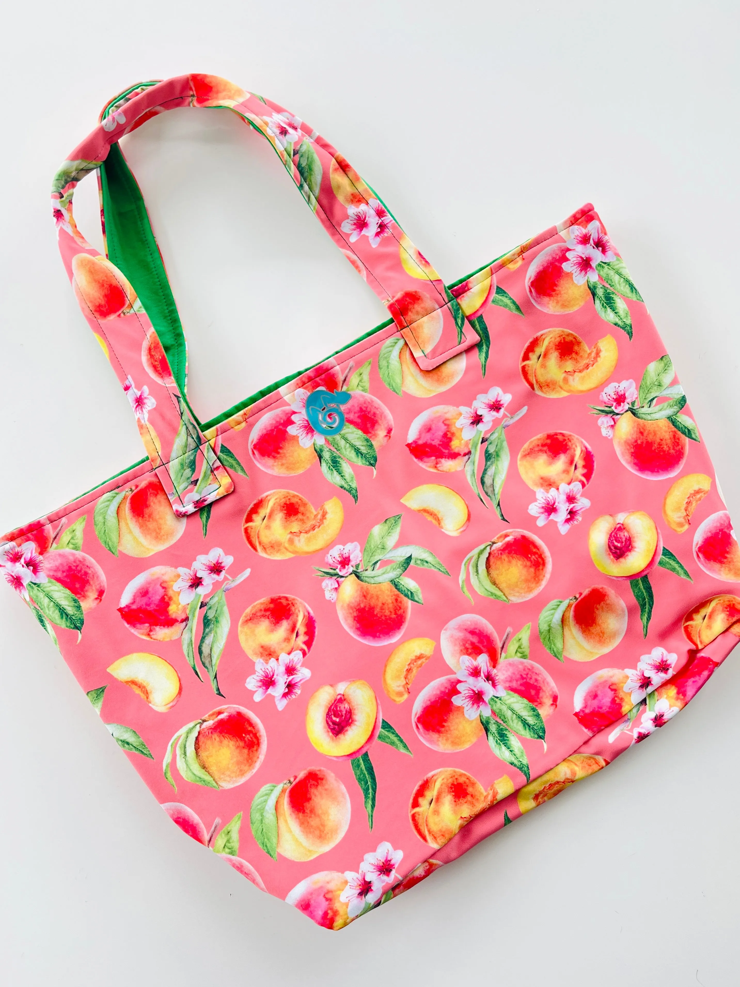 MEDIUM REVERSIBLE TOTE BAG