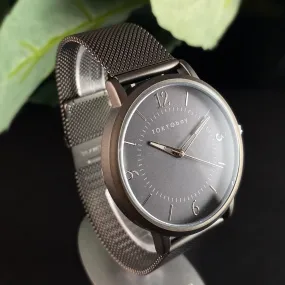 Men’s Watch, Silver Mesh Band, Round Case - TOKYObay
