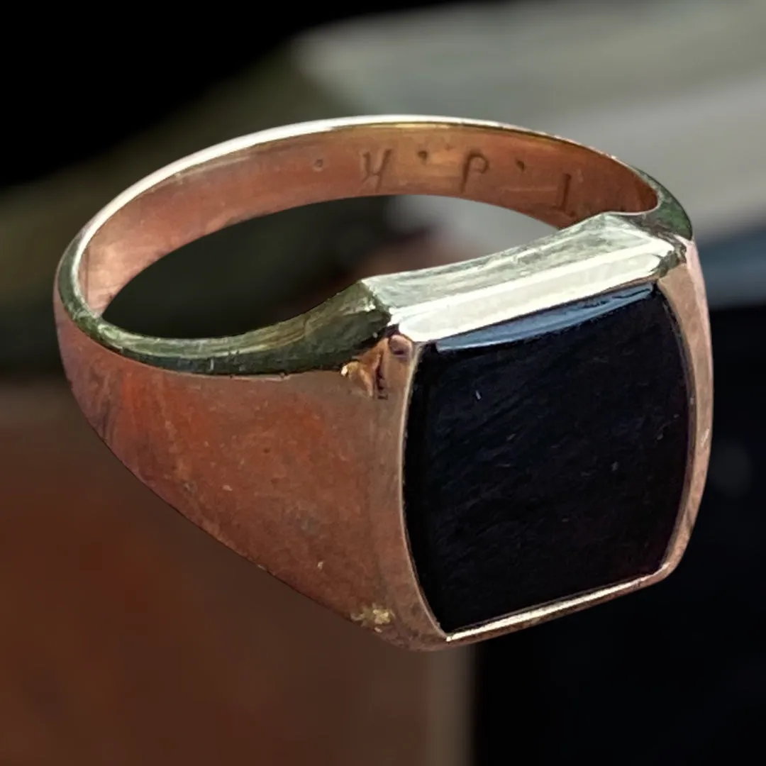 Vintage Black Onyx and Solid 10K Yellow Gold Signet Ring