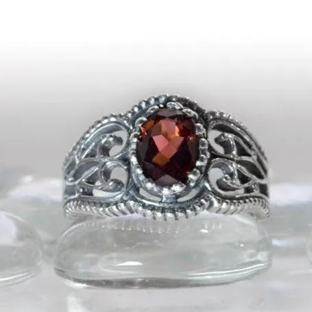 Vintage Style Filigree Ring with Gemstone in Sterling Silver