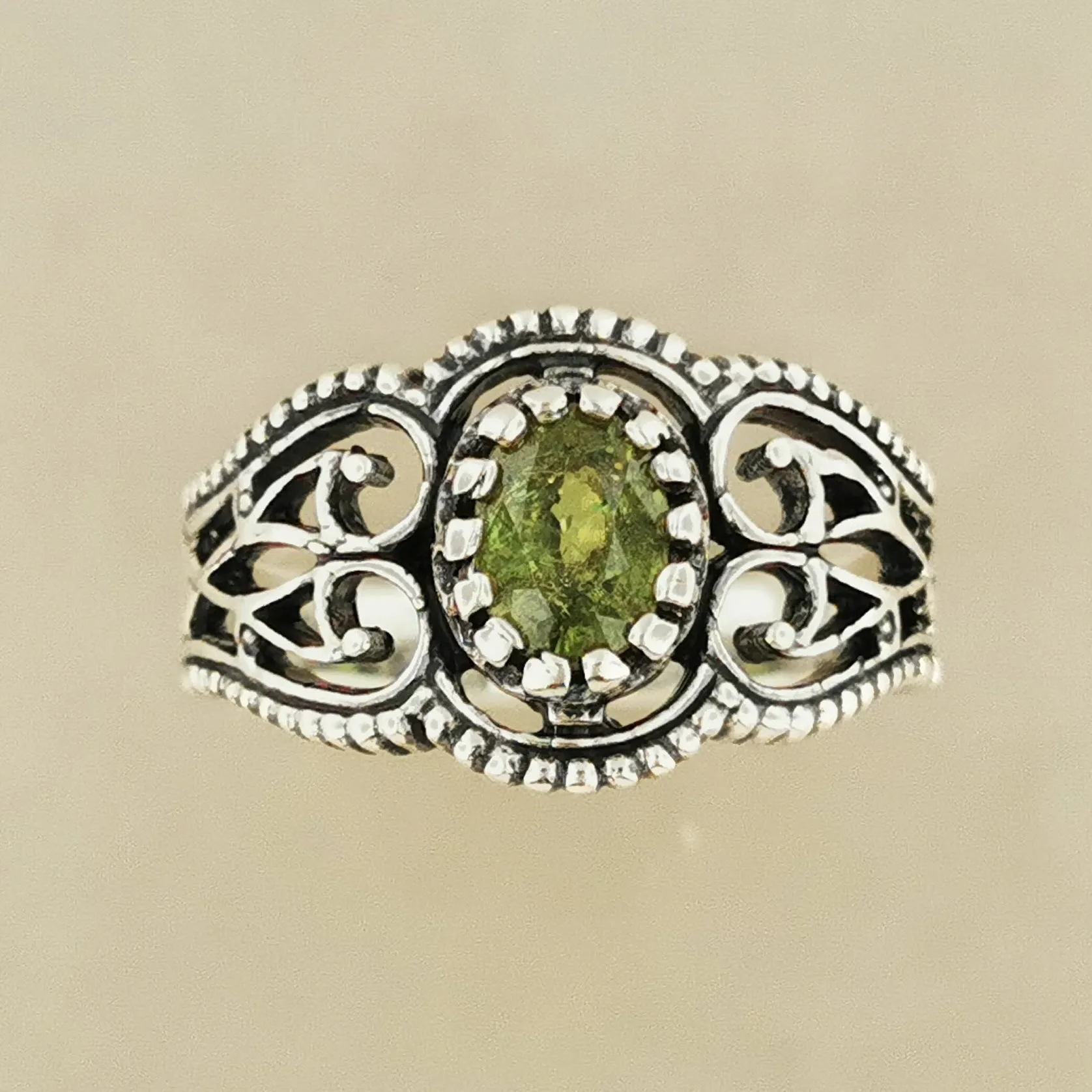 Vintage Style Filigree Ring with Gemstone in Sterling Silver