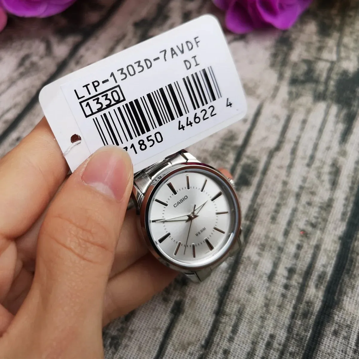 WW1444 Casio Enticer Silver Ladies Chain Watch LTP-1303D-7AVDF