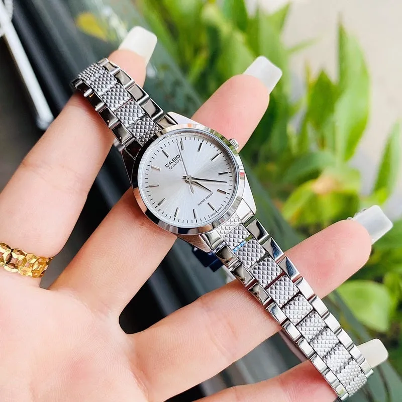 WW2314 Casio Enticer Silver Ladies Chain Watch LTP-1274D-7ADF